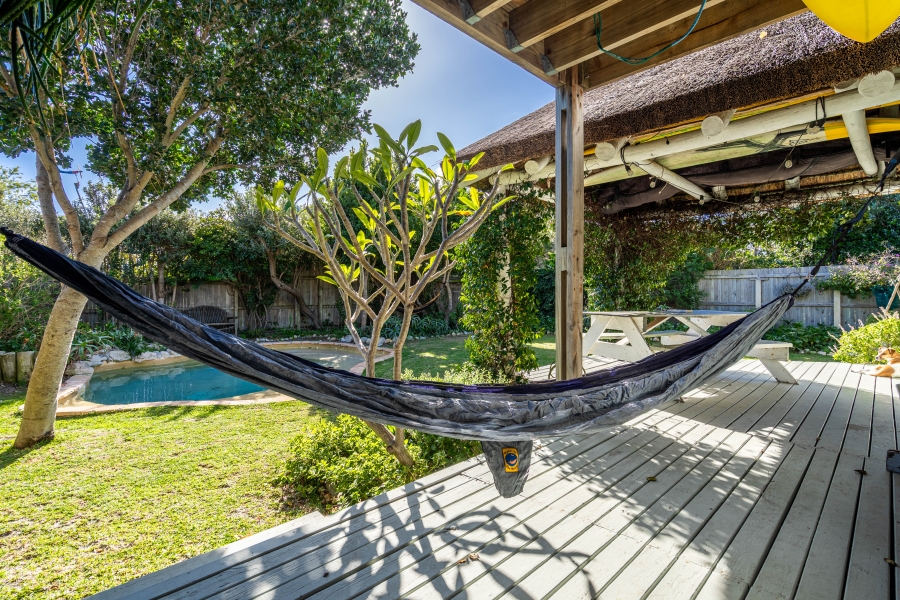 4 Bedroom Property for Sale in Kommetjie Western Cape